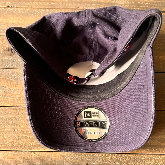 Boston Red Sox Adjustable Hat - Picture 4 of 6